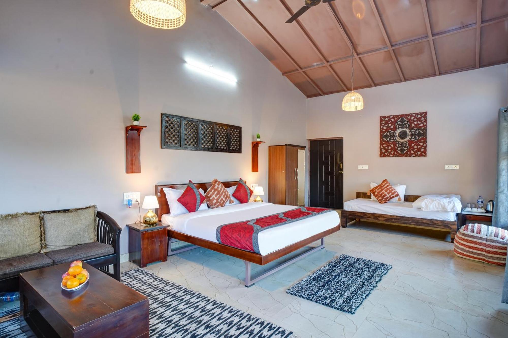 Nature's Vibe - A 4bhk Plum Orchard Mukteshwar