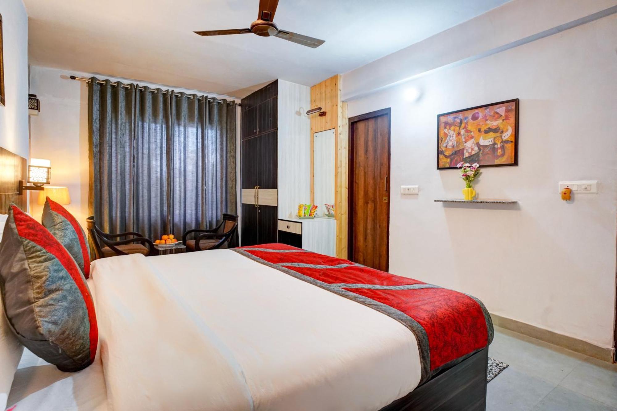 Villa Nature's Vibe - A 4bhk Plum Orchard Mukteshwar