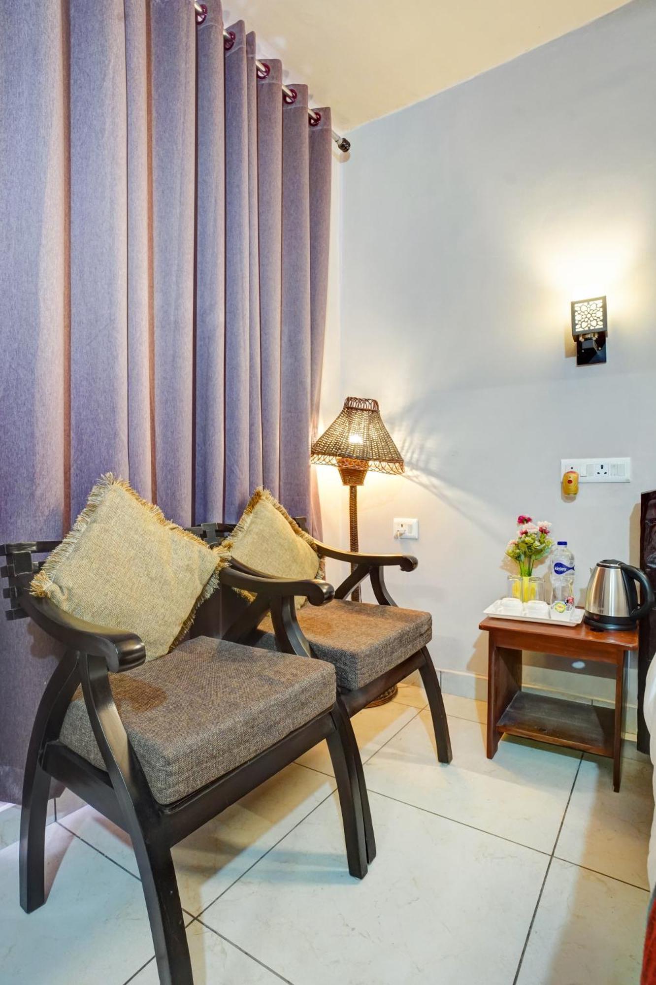 Villa Nature's Vibe - A 4bhk Plum Orchard